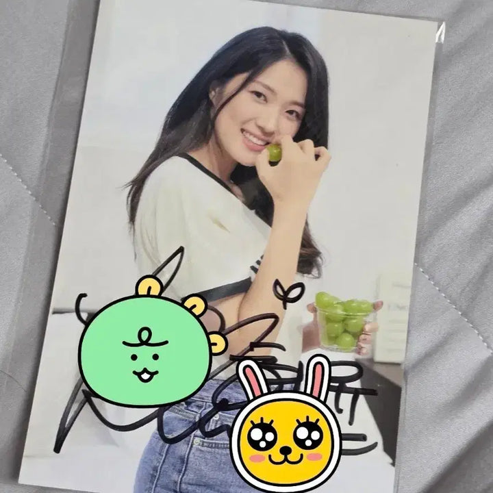 [BUNJANG] Kim Hye-yoon Autographed Postcard Soundwave Event Sky Castle / 김혜윤 친필싸인 사운드웨이브 이벤트 강예서 스카이캐슬