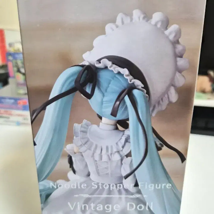 [BUNJANG] Hatsune Miku Vintage Doll Figure / (개봉/단순전시) 하츠네미쿠 빈티지돌 피규어
