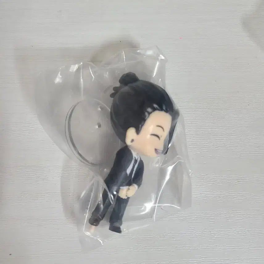 [BUNJANG] Suguru Geto Suit Figure / 주술회전 여길봐 정장게토 판매