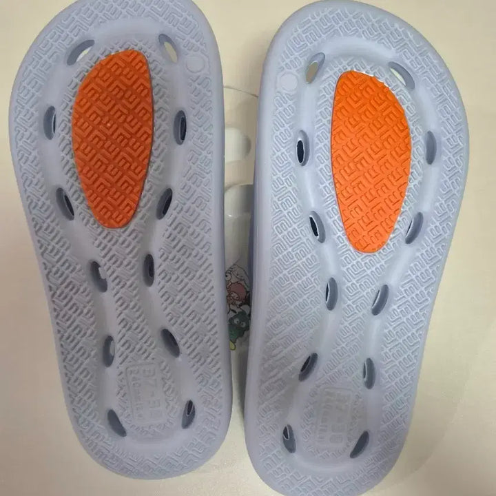 [BUNJANG] Sanrio Cinnamoroll Bathroom Slippers Light Blue 240mm / [미사용] 산리오 시나모롤 욕실화 라이트블루240mm