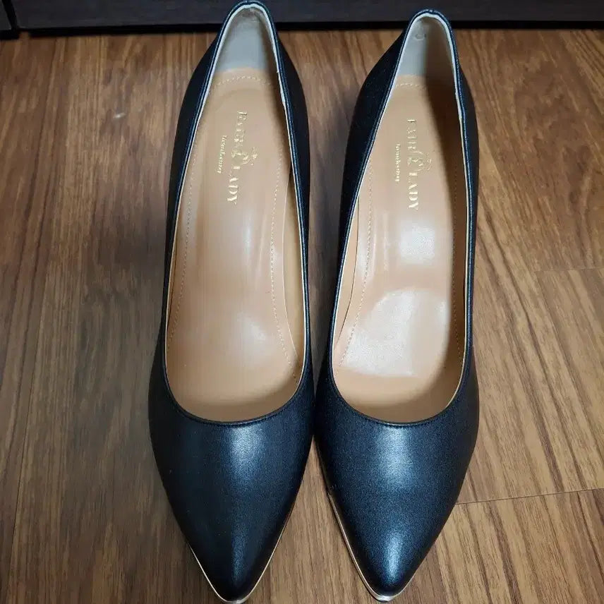 [BUNJANG] Fairlady Leather Black Heels (250mm) / 페어레이디 가죽블랙 힐 250mm   새제품