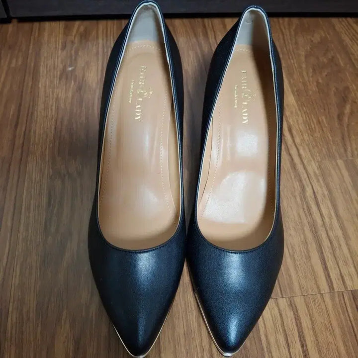[BUNJANG] Fairlady Leather Black Heels (250mm) / 페어레이디 가죽블랙 힐 250mm   새제품