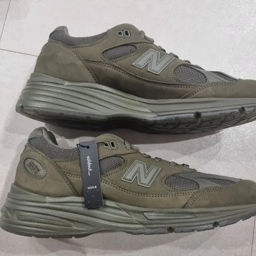 [BUNJANG] Stone Island x New Balance 991v2 Khaki / 스톤아일랜드 x 뉴발란스 콜라보 991v2 카키