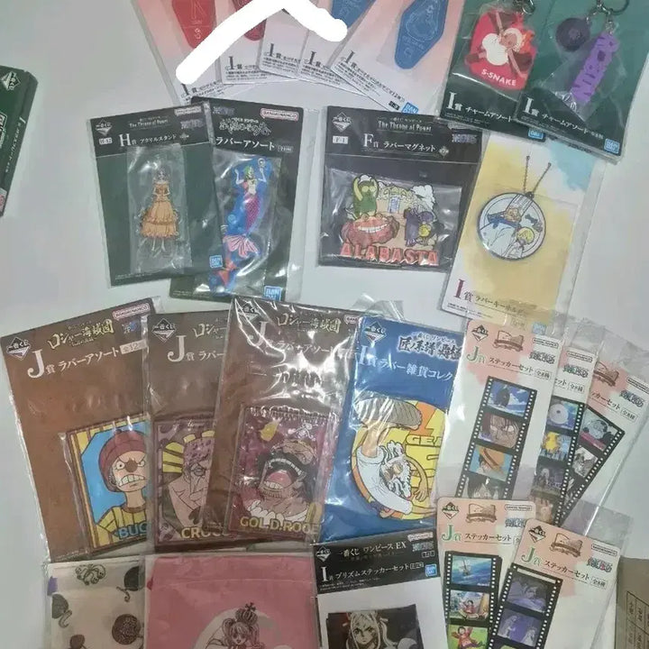 [BUNJANG] One Piece Ichiban Kuji &amp; Merchandise Bundle (53 pcs) / 원피스 제일복권 하위상 및 굿즈 53개 일괄