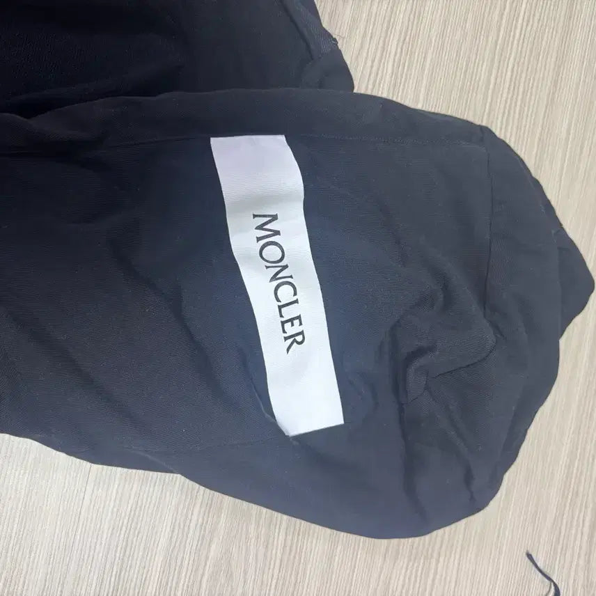 [BUNJANG] Moncler Black Hoodie Zip-up / 몽클레어 블랙 후드집업 정품 실착 1회