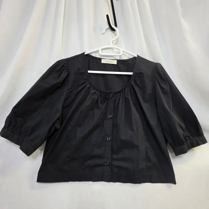 [BUNJANG] ABOUTSOME Square Neck Cropped Black Short Sleeve T-Shirt / ABOUTSOME크롭 스퀘어넥 여성 블랙 반팔 F