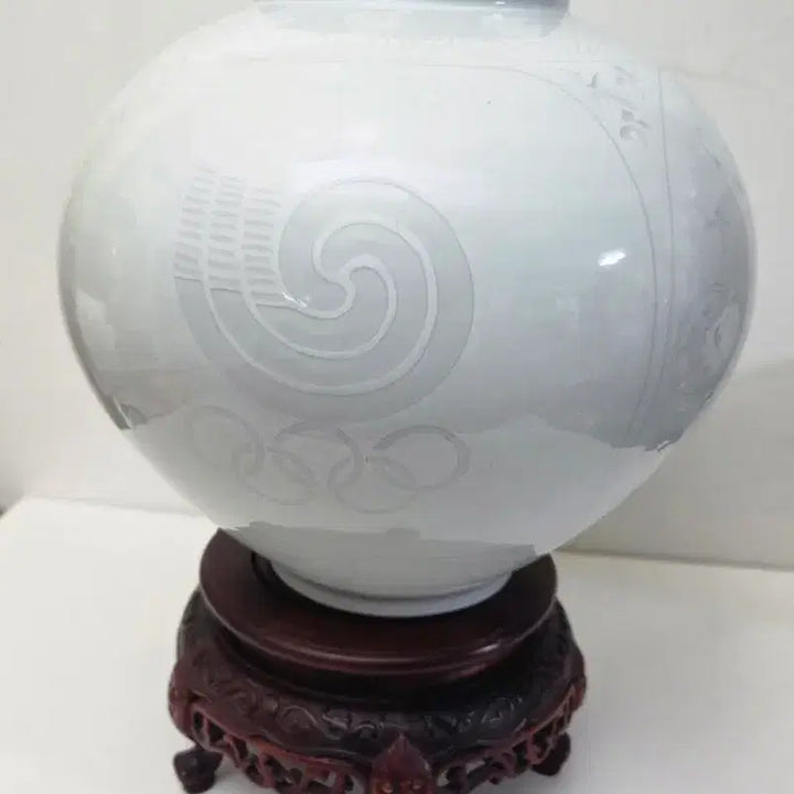 [BUNJANG] 1988 Seoul Olympics Commemorative White Porcelain Moon Jar / 서울올림픽 기념 백자 달 항아리