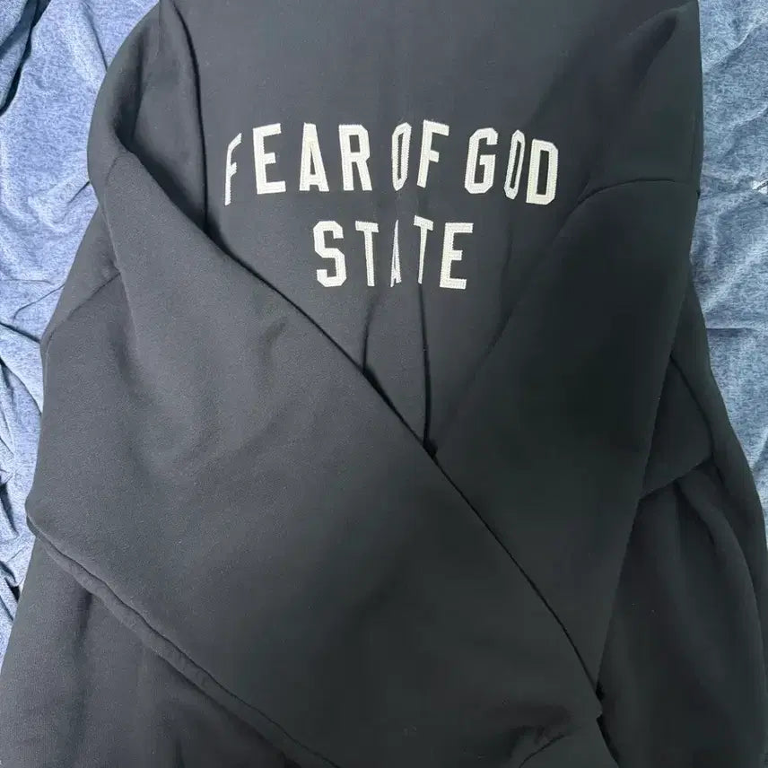 [BUNJANG] Fear Of God Essentials Full Zip Up Hoodie Black L / 에센셜 Fear Of God 풀집업 후드 블랙 L사이즈