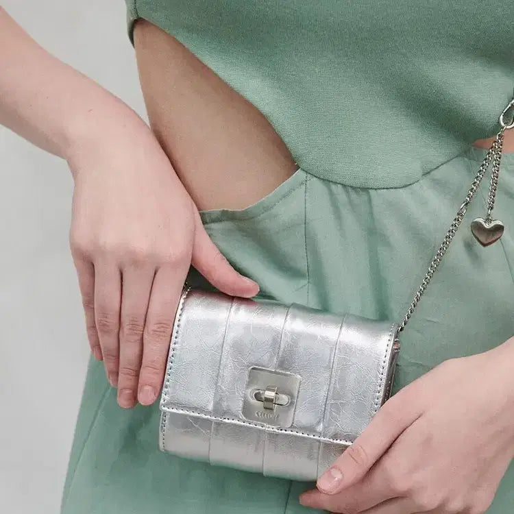 [BUNJANG] S_E_L_E_D_I_F_F Wavy Microbag (Silver) / 셀레디프 웨이비 마이크로백 (실버)