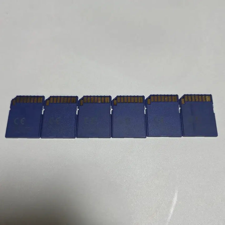 [SOLD OUT] 삼성 2GB 1세대 SD카드(빈티지디카사용가능)(개당가격)