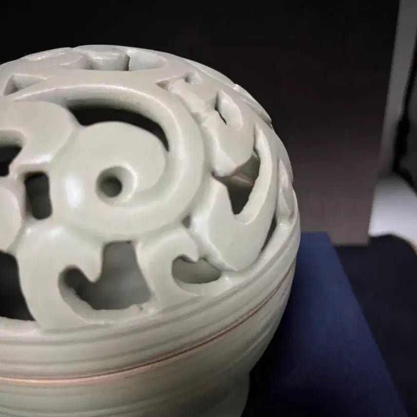 [BUNJANG] Northern Song Dynasty Celadon Incense Burner / 진품 북송시대 월요향로(운송시간13일)