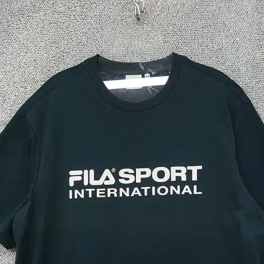 [BUNJANG] Fila Printing Green Half-Sleeve T-Shirt Medium / 휠라 프린팅 그린 트레이닝 반팔티 MEDIUM