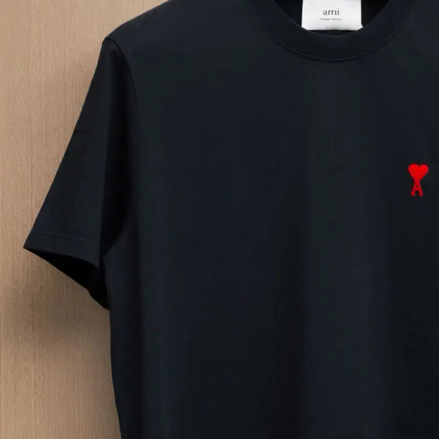 [BUNJANG] AMI Paris Small Heart Short Sleeve T-Shirt Black L / 아미 스몰하트 반팔 티셔츠 블랙 L