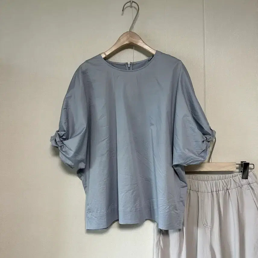 [BUNJANG] COS Dolman Shirring Sleeve Blouse / 코스 돌먼 셔링슬리브 블라우스
