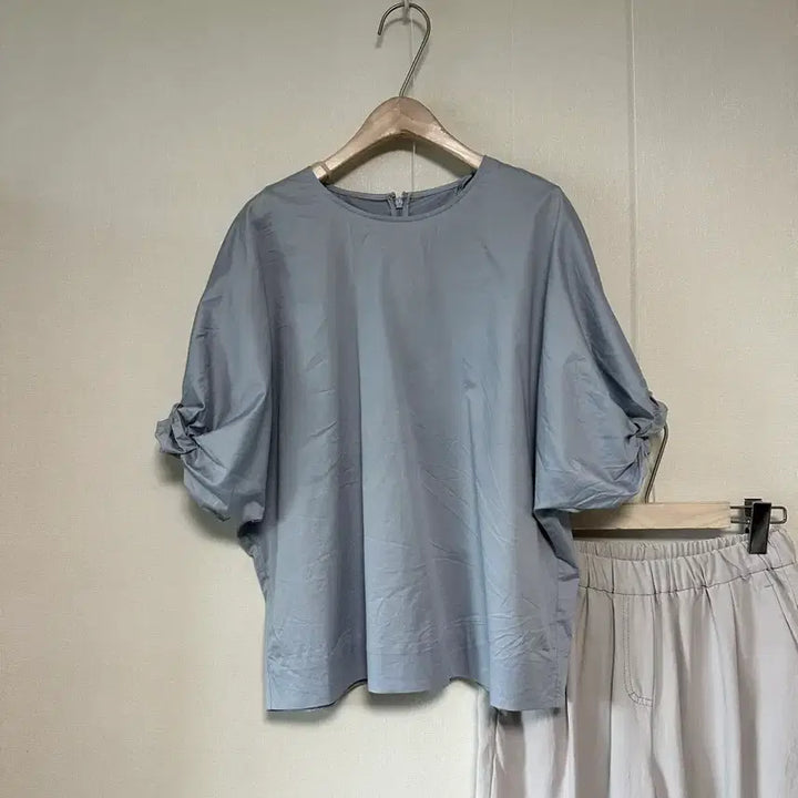 [BUNJANG] COS Dolman Shirring Sleeve Blouse / 코스 돌먼 셔링슬리브 블라우스