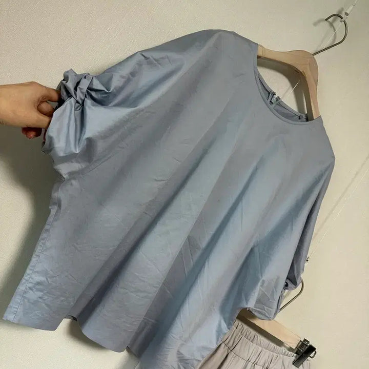 [BUNJANG] COS Dolman Shirring Sleeve Blouse / 코스 돌먼 셔링슬리브 블라우스