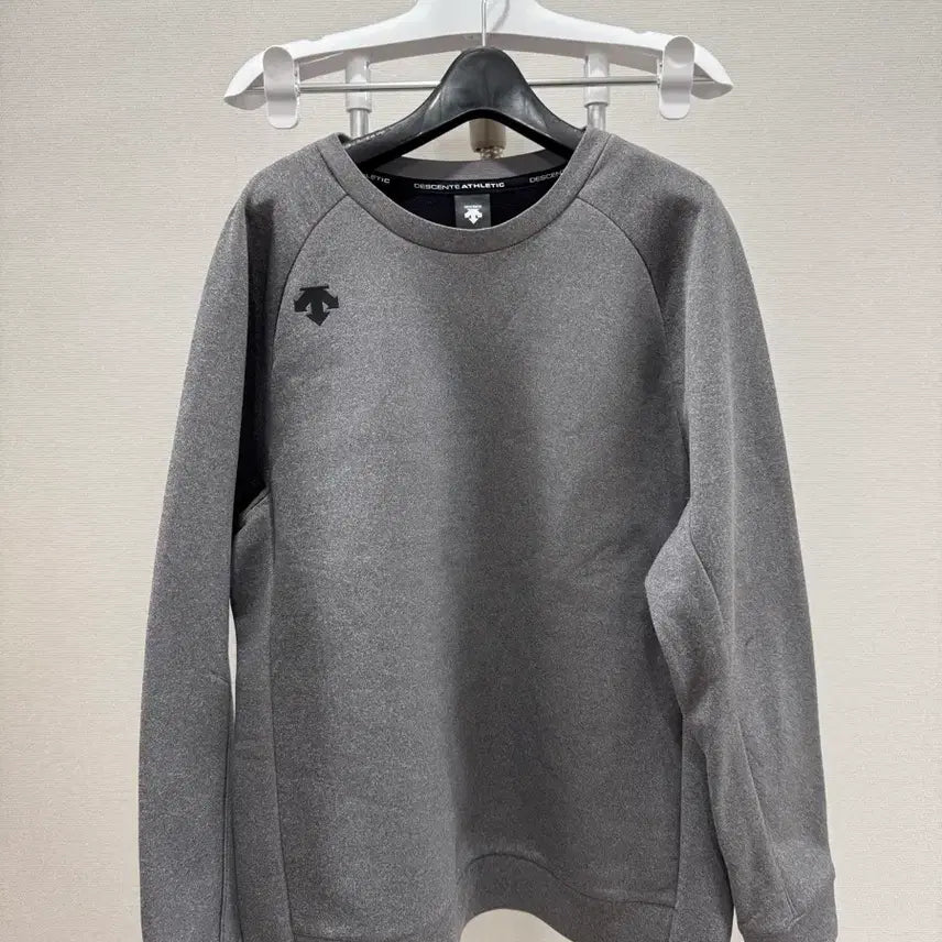 [BUNJANG] Descente Sweatshirt Size 105 / 데상트 맨투맨 105사이즈