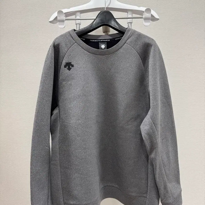 [BUNJANG] Descente Sweatshirt Size 105 / 데상트 맨투맨 105사이즈