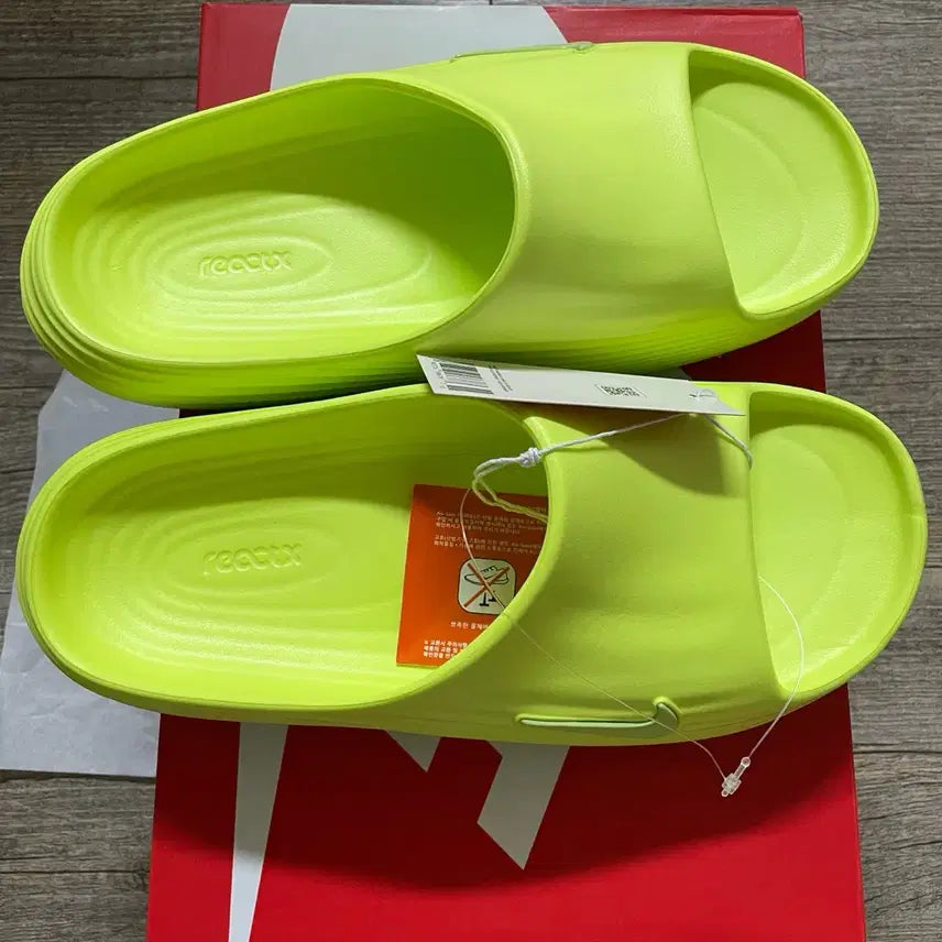 [BUNJANG] Nike ReactX Rejuvenate Slide Volt Ice Slippers / [260] 나이키 리액트X 리주버네이트 슬라이드 볼트 아이스 슬리퍼