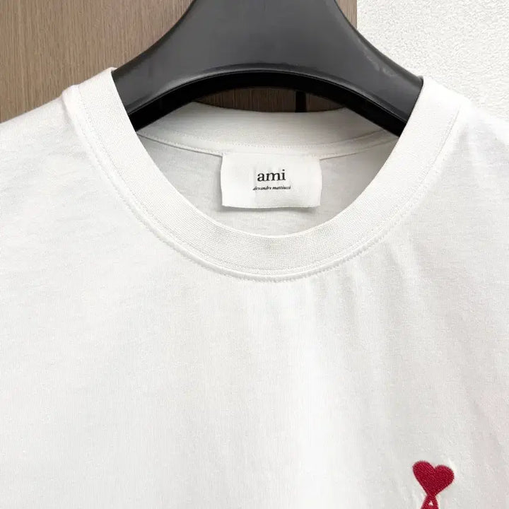 [BUNJANG] AMI Paris Small Heart Short Sleeve T-shirt White L / 아미 스몰하트 반팔 티셔츠 화이트 L