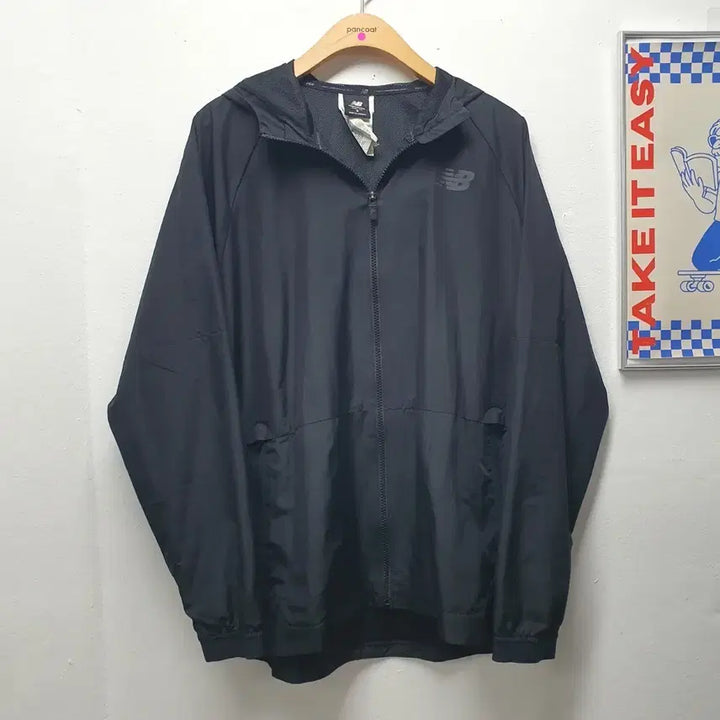 [BUNJANG] New Balance Lightweight Woven Running Windbreaker (Mesh Lining) / [105] 뉴발란스 경량 우븐 러닝 바람막이(매쉬안감)