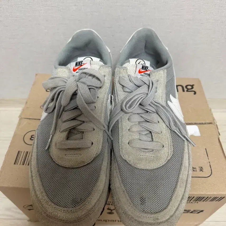 [BUNJANG] Nike x Sacai Vaporwaffle 285mm Sneakers / 나이키 사카이 285 사이즈