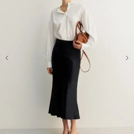 [BUNJANG] sie Balloon Sleeve Blouse and Satin Maxi Skirt Set / 시에sie 블라우스F,스커트M 세트 일괄판매