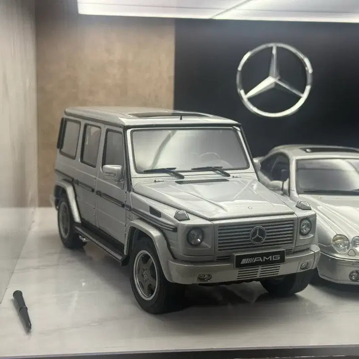 [BUNJANG] AutoArt Mercedes-Benz G55 AMG 1:18 Diecast Model / 오토아트 벤츠 G55 AMG 1:18 다이캐스트