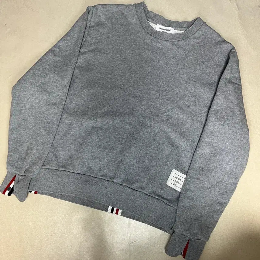 [BUNJANG] Thom Browne Grey Back Sam Sweatshirt / [3사이즈] 톰브라운 그레이 백삼 맨투맨