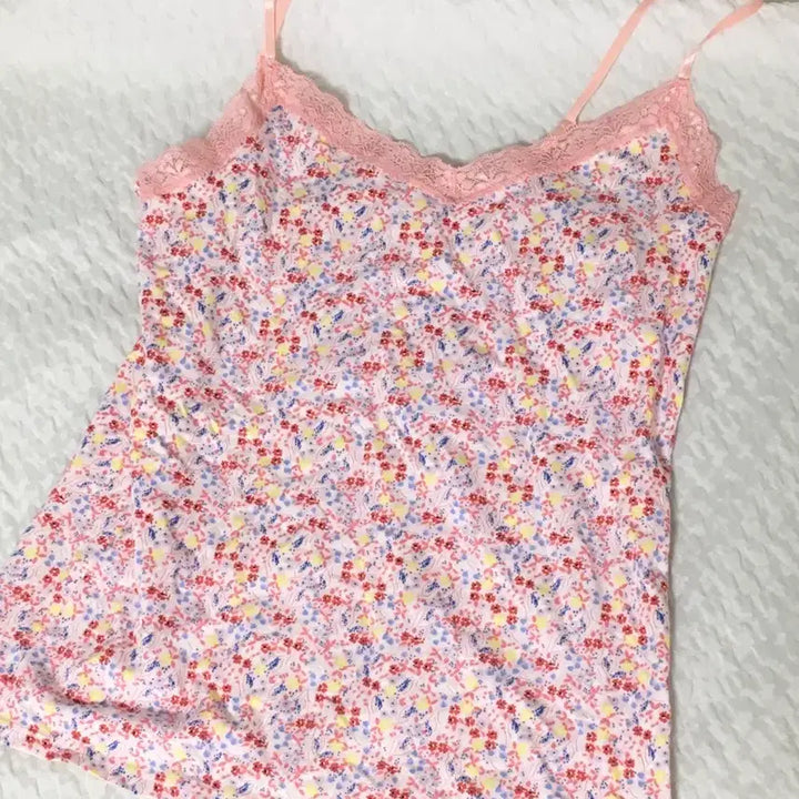 [BUNJANG] Vintage Flower Lace Pink Camisole Sleeveless Top / 빈티지 플라워 레이스 핑크 나시 슬리브리스
