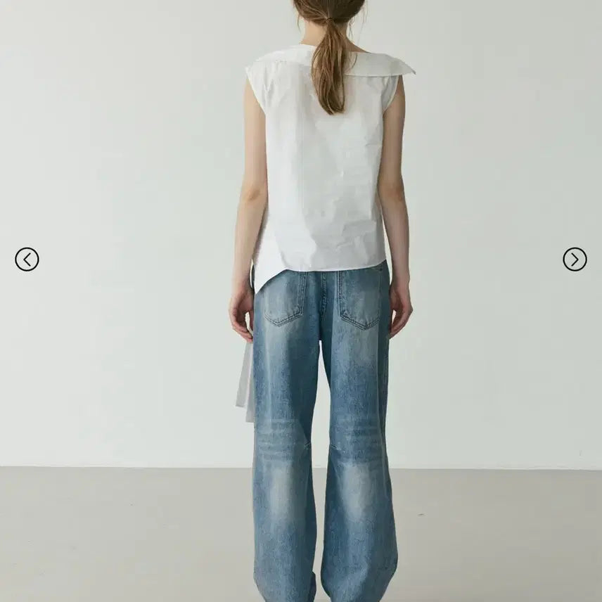 [BUNJANG] Lynte Asymmetrical Collar Blouse White / [1회 착용] lynte 린테 언발 카라블라우스 화이트