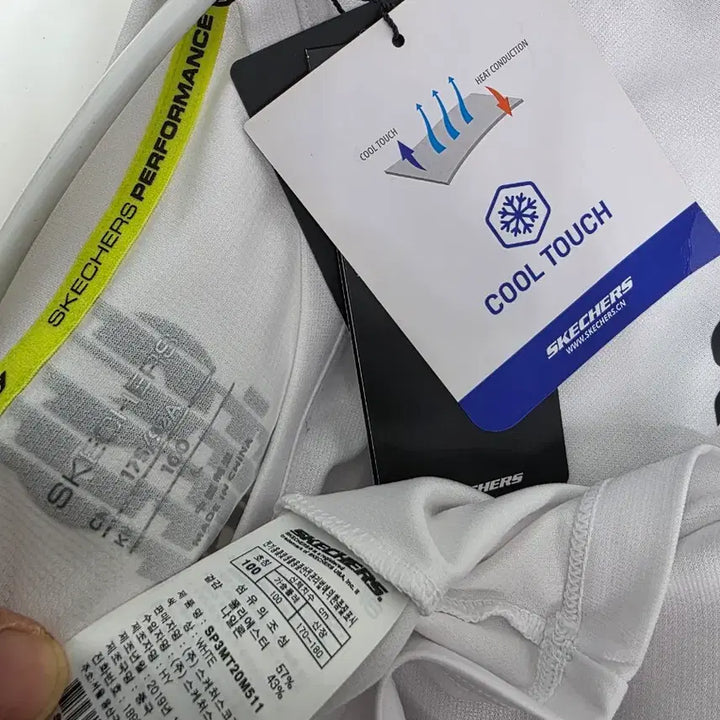[BUNJANG] Skechers Short Sleeve T-Shirt Size 100 (New) / 택새상품 스케쳐스 반팔티 100