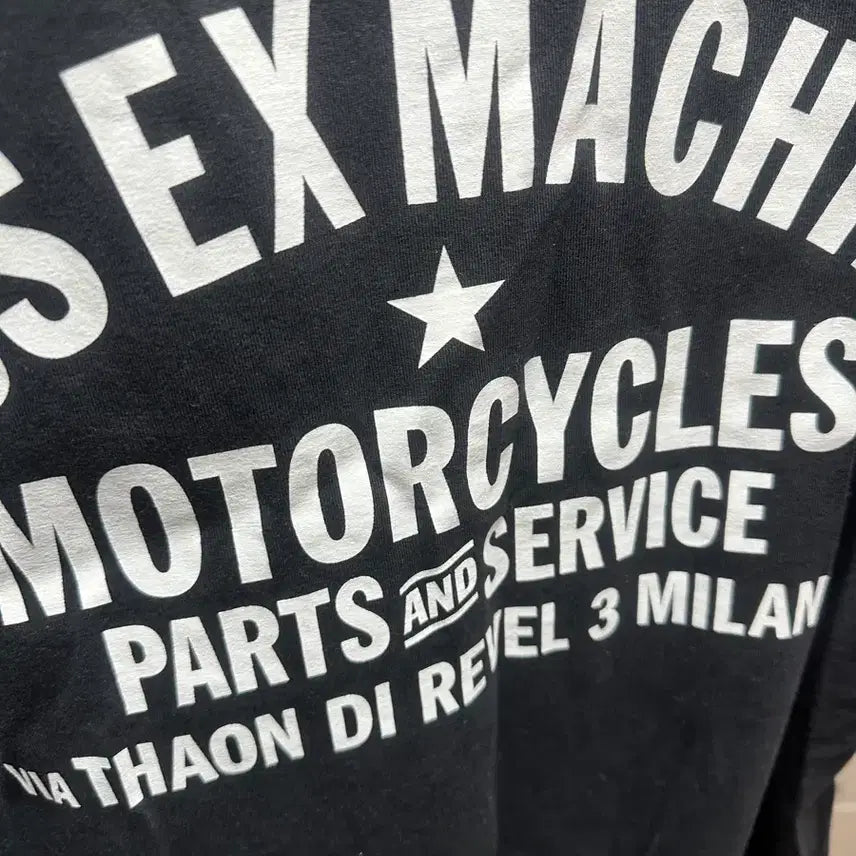[BUNJANG] Deus Ex Machina Black T-Shirt / 데우스 엑스 마키나 블랙 티셔츠
