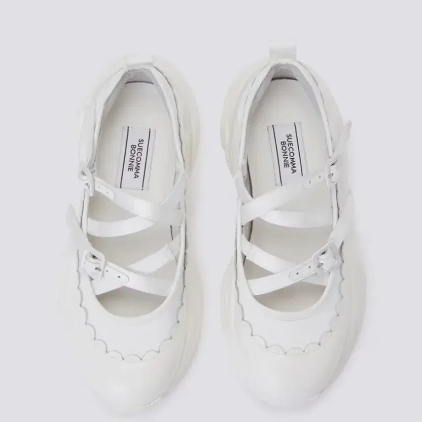 [BUNJANG] SUECOMMA BONNIE Icing Strap Sneakers White 250 / 슈콤마보니 아이싱 스트랩 스니커즈 화이트 250 메리제인 슈즈