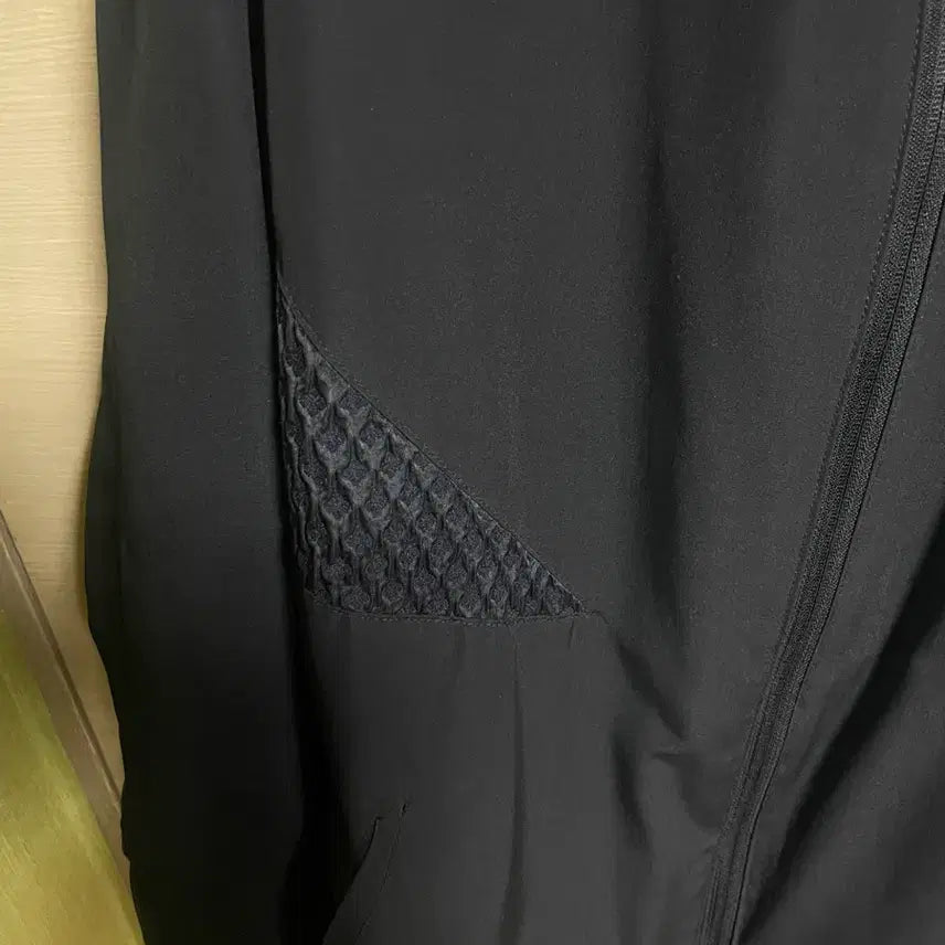 [BUNJANG] Opening Project Track Zip-up Jacket Black Size 3 / 오프닝프로젝트 트랙 집업 자켓 3사이즈 블랙