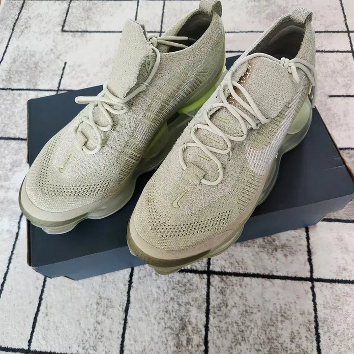 [BUNJANG] Nike Air Max Scorpion Flyknit Olive Aura Shoes Size 290 / 나이키 에어맥스 스콜피온 플라이니트 올리브 아우라 사이즈 290
