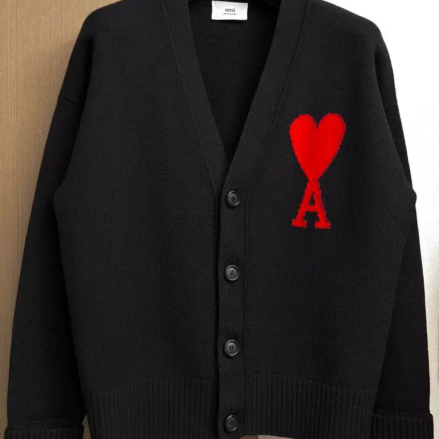 [BUNJANG] AMI Big Heart Virgin Wool Cardigan Black M / 아미 빅하트 버진울 가디건 블랙 M