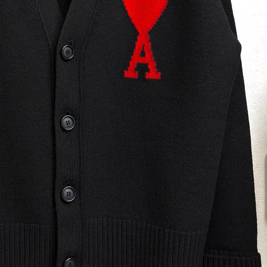 [BUNJANG] AMI Big Heart Virgin Wool Cardigan Black M / 아미 빅하트 버진울 가디건 블랙 M