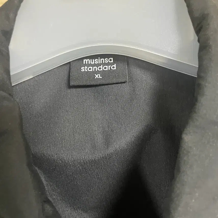 [BUNJANG] Musinsa Standard City Leisure Lightweight Nylon Jacket XL / 무신사스탠다드 시티 레저 라이트웨이트 나일론 재킷 XL
