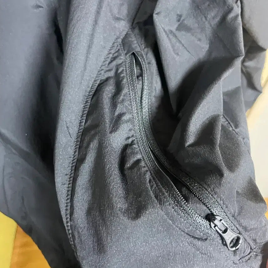 [BUNJANG] Musinsa Standard City Leisure Lightweight Nylon Jacket XL / 무신사스탠다드 시티 레저 라이트웨이트 나일론 재킷 XL