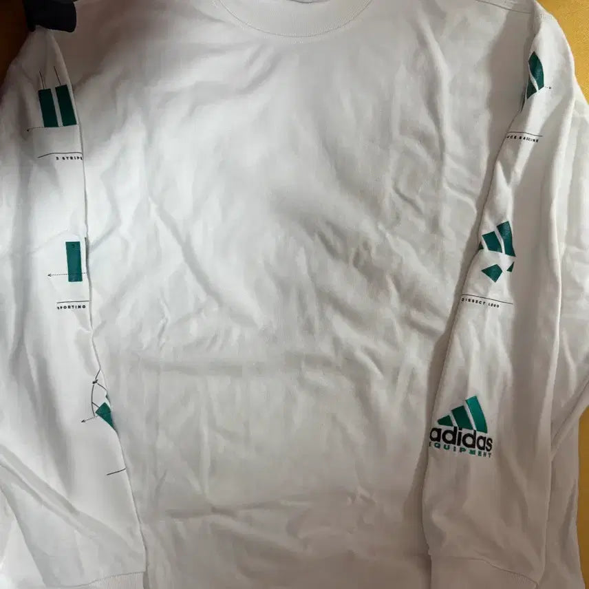 [BUNJANG] Adidas Equipment Graphic Long Sleeve T-Shirt / 아디다스 Equipment 그래픽 롱슬리브 M
