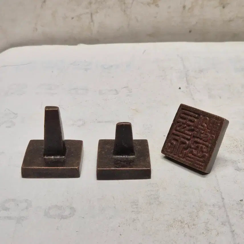 [BUNJANG] Antique Bronze Seals - Set of 3 / [도자기공주 골동품] 동 낙관 3점 (100번) ㅋㅂㅇ