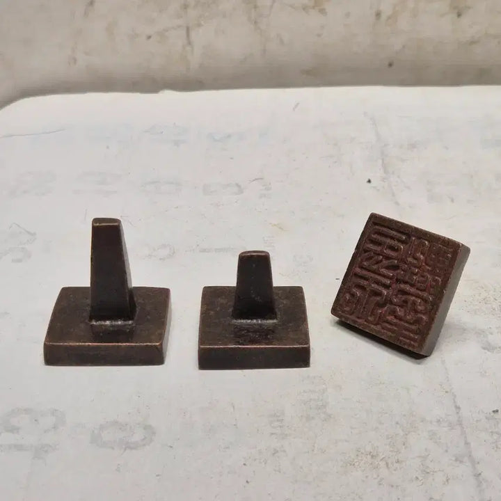 [BUNJANG] Antique Bronze Seals - Set of 3 / [도자기공주 골동품] 동 낙관 3점 (100번) ㅋㅂㅇ