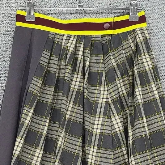[BUNJANG] H&amp;M Checked Grey Layered Vintage Skirt Size 34 / 에이치엔앰 체크 그레이 레이어드 빈티지 스커트 34
