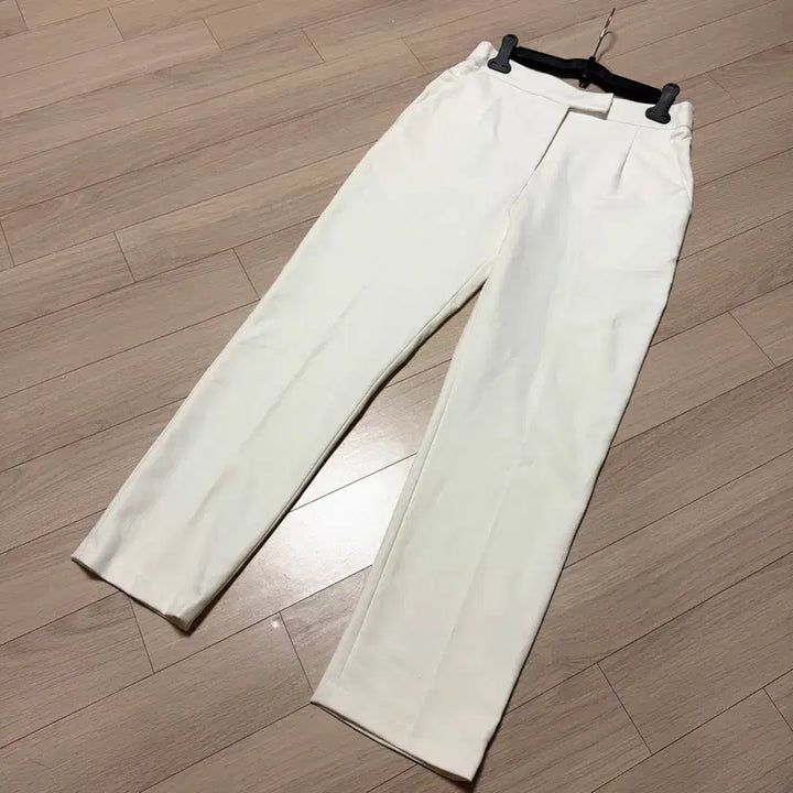 [BUNJANG] ORR White Cotton Spandex Straight Trousers Pants / 오르 orr 화이트 코튼 스판 슬랙스 트라우저 스트레이트 팬츠 흰바지