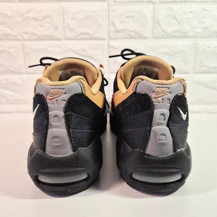 [BUNJANG] Nike Air Max 95 Elemental Black Sneakers (Size 280) / 나이키 280 에어맥스 95 블랙 엘리멘탈 운동화