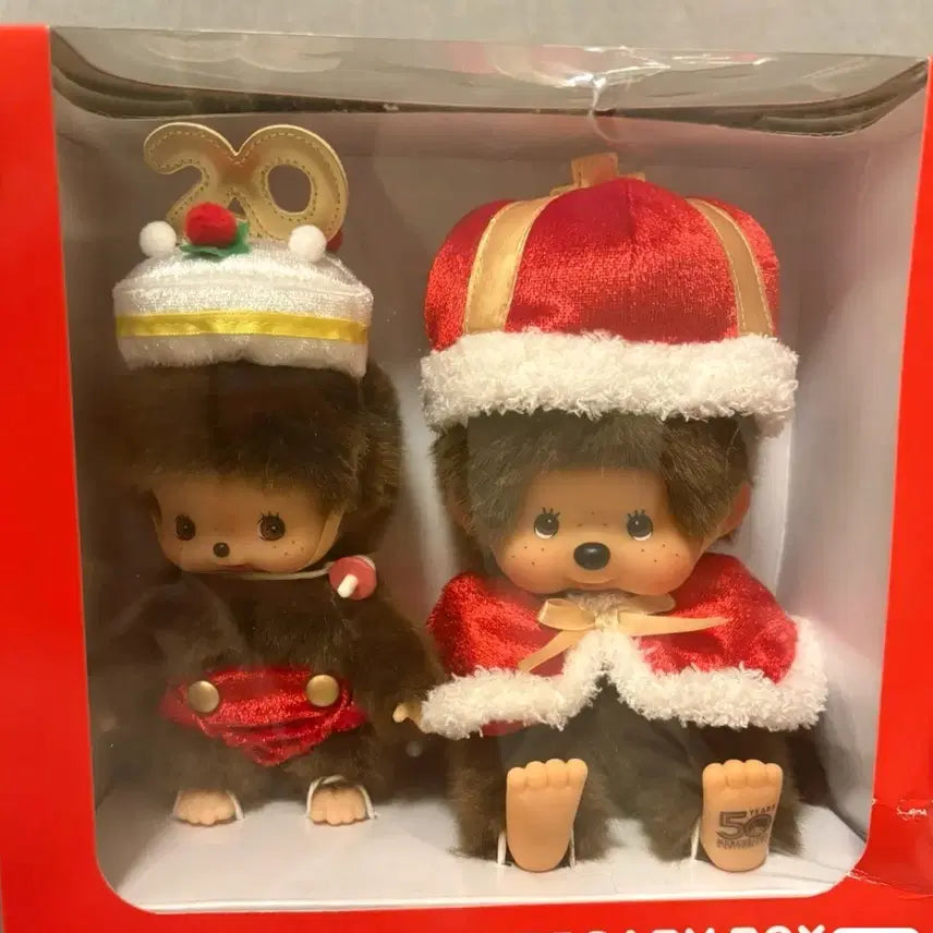 [BUNJANG] Monchhichi 50th Anniversary Crown Boys &amp; 20th Anniversary Baby Monchhichi Set - Red / 몬치치 크라운 보이즈 50주년, 베비치치20주년 기념 세트 빨간색