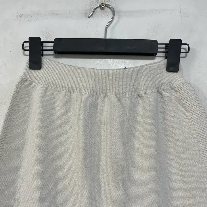 [BUNJANG] Holgarment Knit Long Skirt with Side Slit - Oatmeal / 택144000원.특가새)N6315 홀가먼트 니트 롱 스커트.옆트임