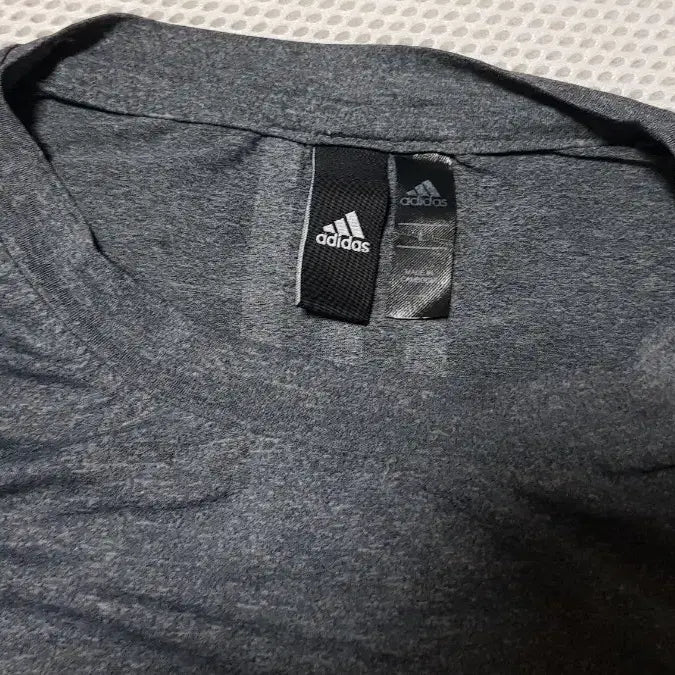 [BUNJANG] Adidas Long Sleeve T-Shirt Size 100 / 아디다스 긴팔티 사이즈100