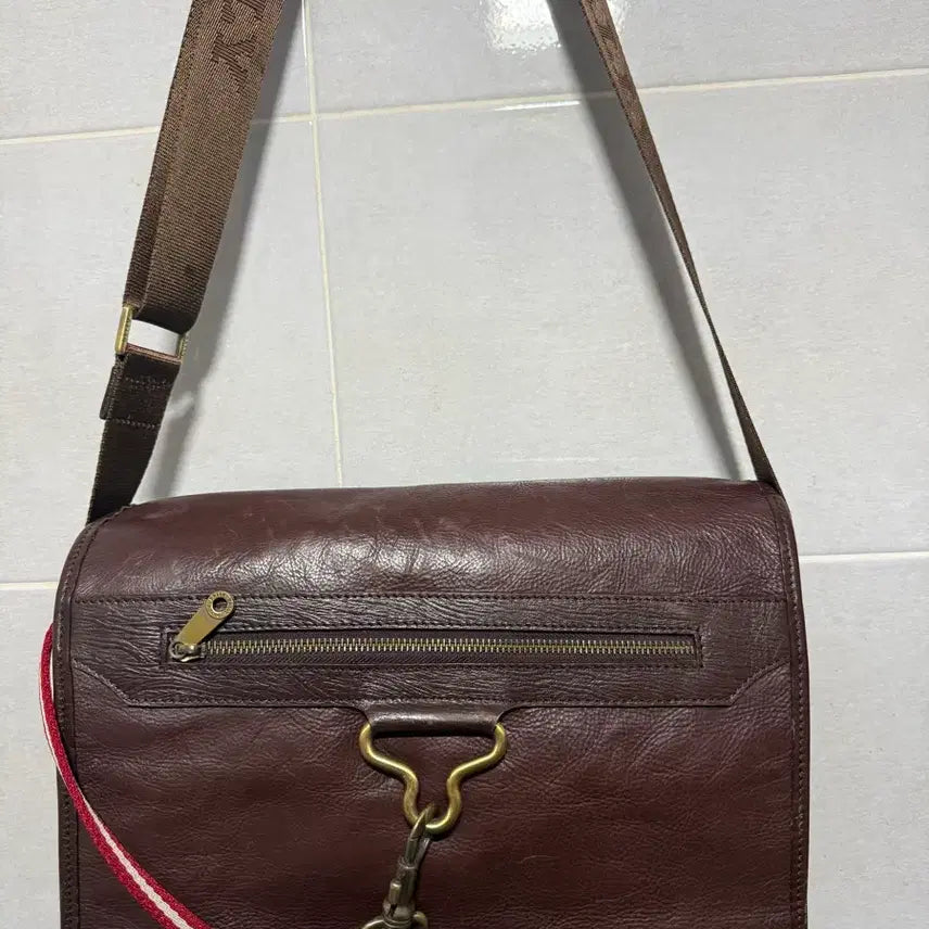 [BUNJANG] Bally Genuine Leather Crossbody Bag for Men / 발리정품남자가방